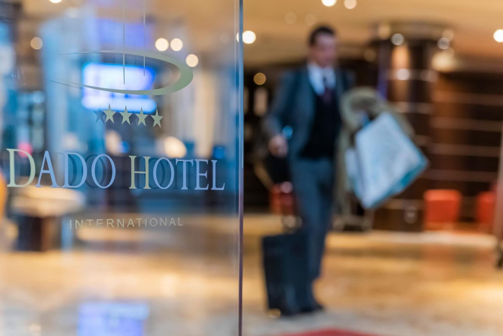 Dado Hotel International Parma Exterior foto